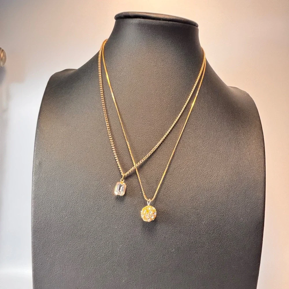 N/A vintage piece